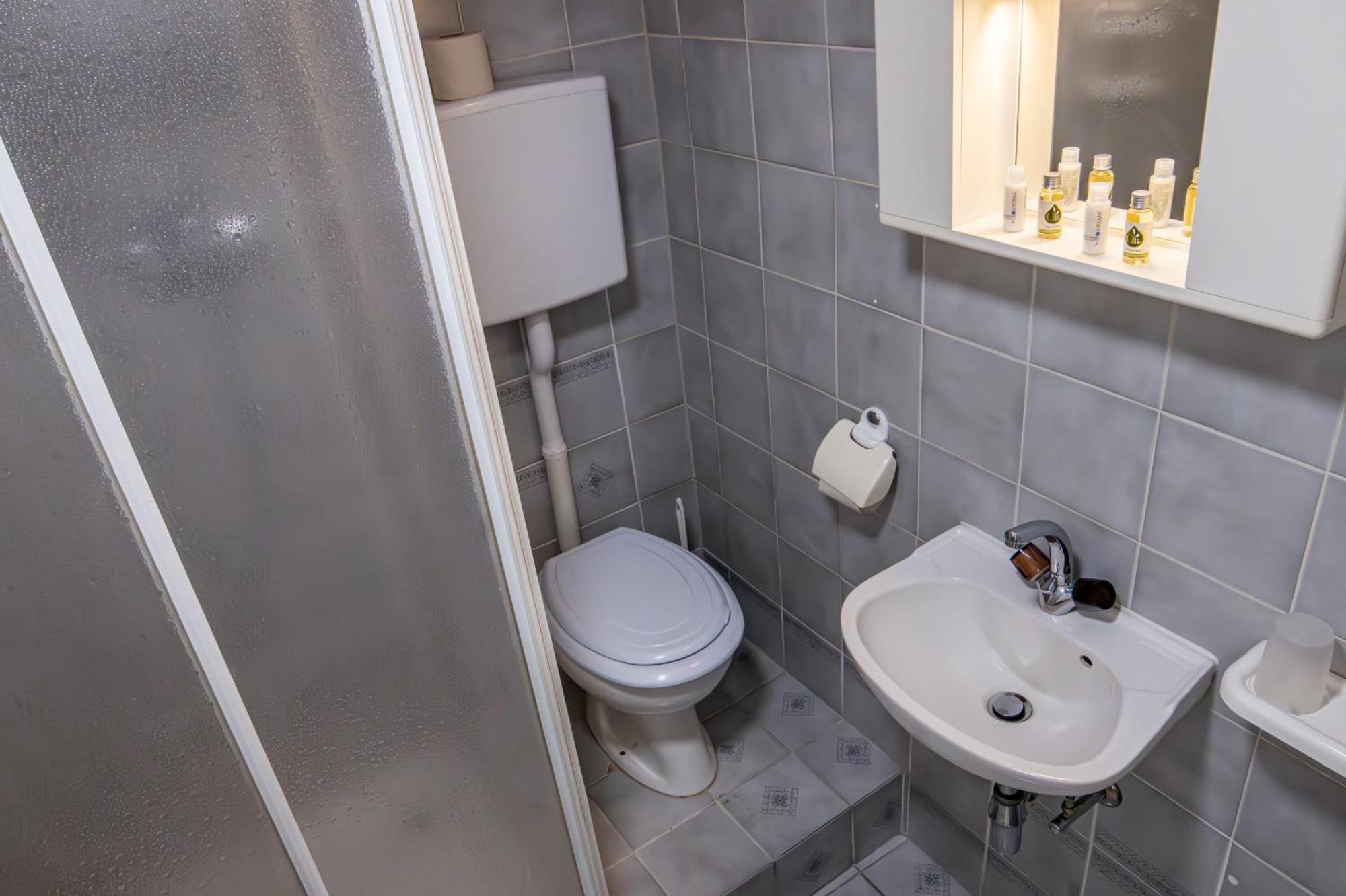 Albergo Stazione Bodio ภายนอก รูปภาพ