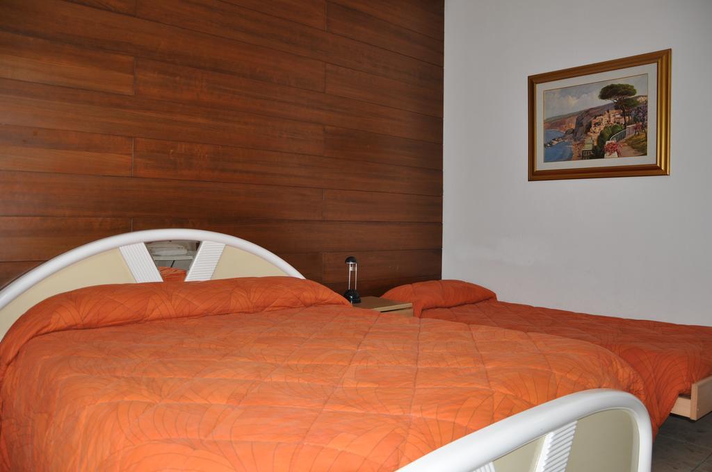 Albergo Stazione Bodio ภายนอก รูปภาพ